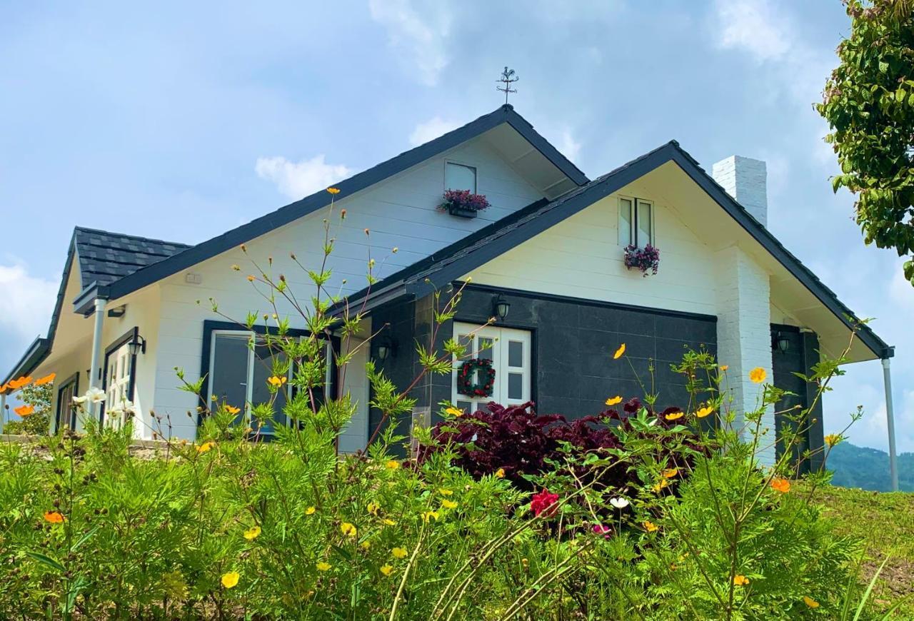 Hounon White Chimney Cottage Ranau Bagian luar foto